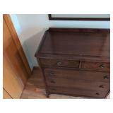 Vintage Traditional 5 Drawer Walnut Finish Dresser Chest 39.5in