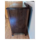 Vintage Traditional 5 Drawer Walnut Finish Dresser Chest 39.5in
