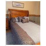 Urban Craftsman Solid Wood Queen Sleigh Bed Frame with Matching Nightstand Set