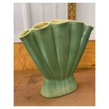 Vintage Red Wing USA Art Pottery Fan Vase Green Matte Glaze 416