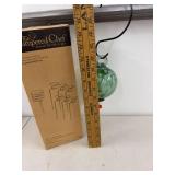 Pampered Chef Outdoor Party Sticks New in Box w Green Glass Garden Hummingbird Feeder