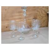 Vintage Etched Sailing Ship Decanter & Cordial Glasses Barware Set