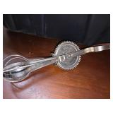 VINTAGE KITCHEN UTINSELS