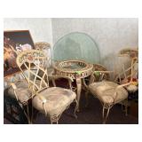 Metal Craft Round Glass top table 4 chairs $300.00