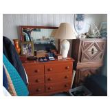 Vintage Dresser w/mirror