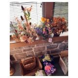 Floral Arrangement Lot