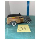 Studebaker Woody Wagon die cast bank & key