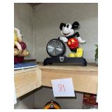 VTG Disney store deco mickey mouse clock