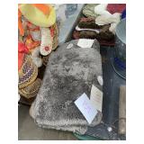 new bathroom rugs