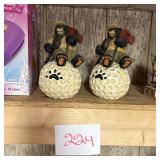 Pair of Golf-Themed Bear Figurines with '15' Flag