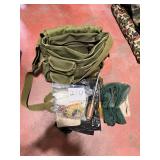 Military canvas messenger bag, screwdriver