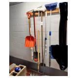 Shovel, Snow shovel, broom, mop
