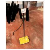Vintage Bissell Daisy carpet sweeper