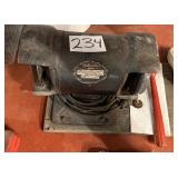 Toolmaster Bench Grinder