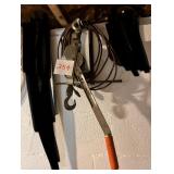 Mini-Mule cable puller