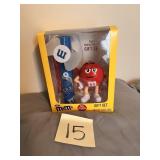 M&M Fan & red Character Case gift set