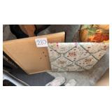 memo board Floral fabric pattern, cork board