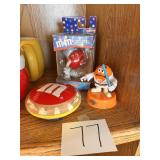 M&M Collectibles, Red M&M Nightlite