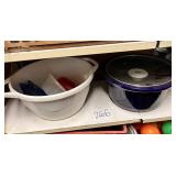 Plastic bowls, kitchen items