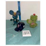 VTG flocked mouse dragon & mini baseball helmet