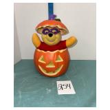 1998 Winnie the Pooh Halloween Pumpkin