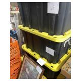 1 large empty tote with lid