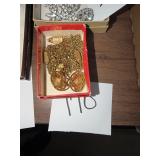 Vintage Gold Tone Chain and Star Clip-On Earrings