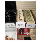 Vintage Floral Jewelry