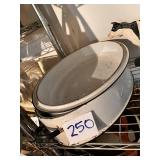 Vintage Oval Enamel Roasting Pan