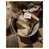 Decorative Ornate Wall Corbel/Bracket Set bucket