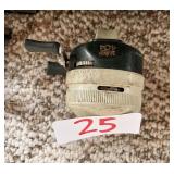 Vintage Zebco 404 Spincast Fishing Reel