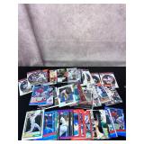 Lot of Trading Cards - baseball