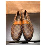 Fashion Louis Vuitton Style Shoes see note