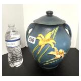 ROSEVILLE ZEPHYR LILY COOKIE JAR - HAS DAMAGE