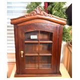 WOODEN DISPLAY CASE - GLASS DOOR 21X5.5X17