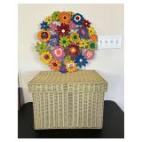 METAL FLOWER POWERT ART - RESIN WICKER BOX W LID