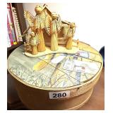 HAND PAINTED CHEESE BOX, CR