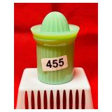 VINTAGE JADEITE JUICER AND MEASURING CUP