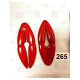 LOBSTER & SNOW CRAB CRACKER GROUP