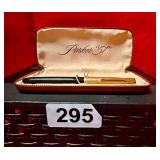 VINTAGE PARKER 51 PEN WITH CASE - MADE IN USA