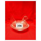 VINTAGE GLASS HEN ON A NEST