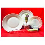 VTG GREEN JADEITE ANCHOR HOCKING 3 PLATES,ETC