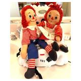 VINTAGE RAGGY ANN AND ANDY DOLLS & INFANT SEAT