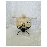 MCM REDWING POTTERY BOB WHITE COVERED DISH&WARMER