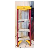 WERNER RED FIBERGLASS LADDER - 225 LB CAP FS204