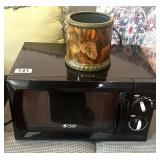 COMMERICAL CHEF MICROWAVE & PLANTER