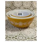 VINTAGE SET OF 3 PYREX BUTTERFLY GOLD