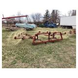 Gehl 3pt. 8 Wheel Rake