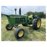 John Deere 4020