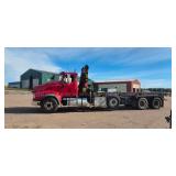 2016 International 5900i Roll-off Truck with Knuckle Boom